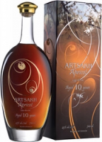 Водка "Арцах" Абрикосовый 10-летний, gift box, 0.7 л