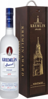Водка "Kremlin Award" Vintage, 2018, wooden box, 0.7 л